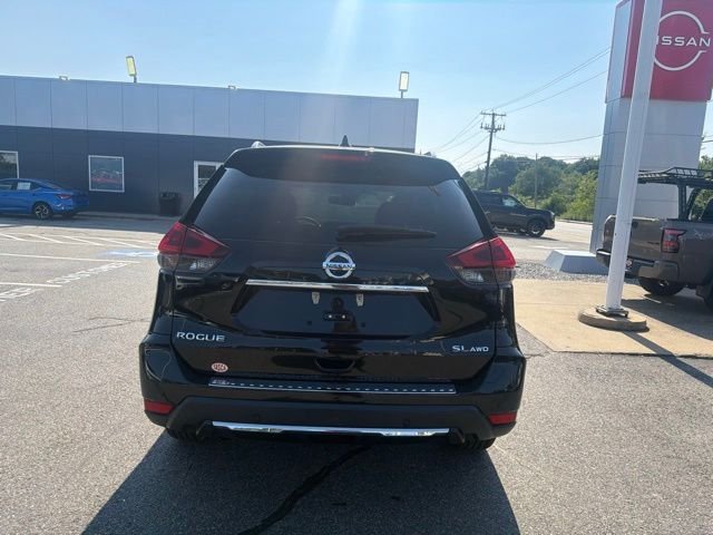 Used 2020 Black Nissan SL image 6