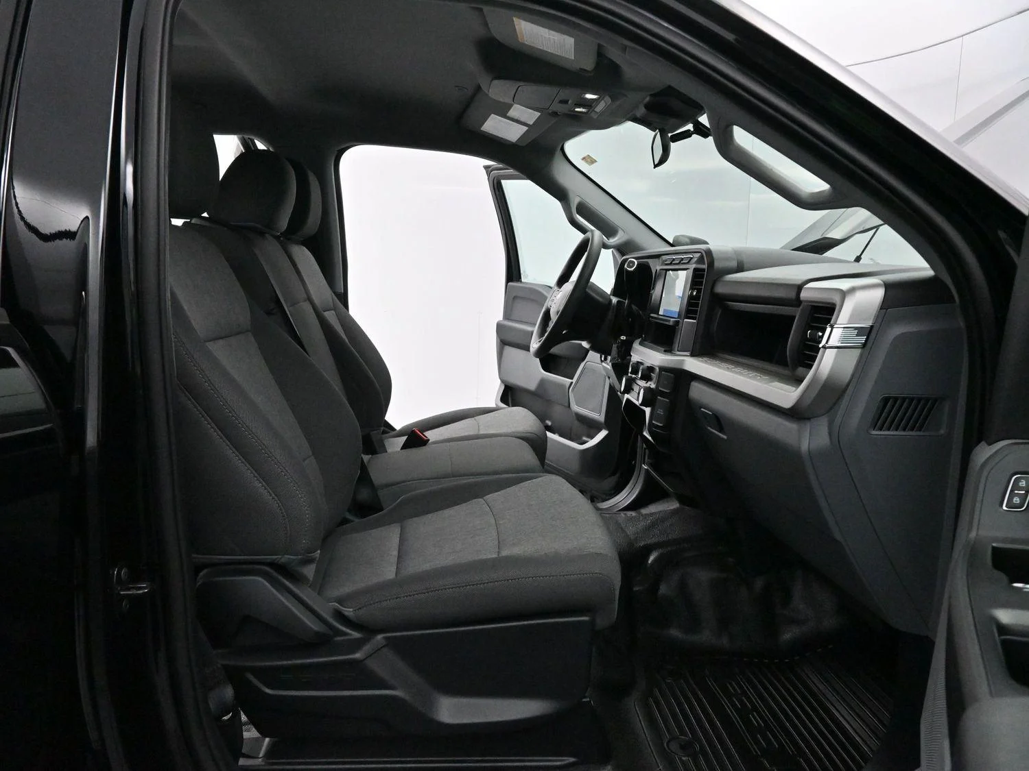 Used 2024 Black Ford XL image 25