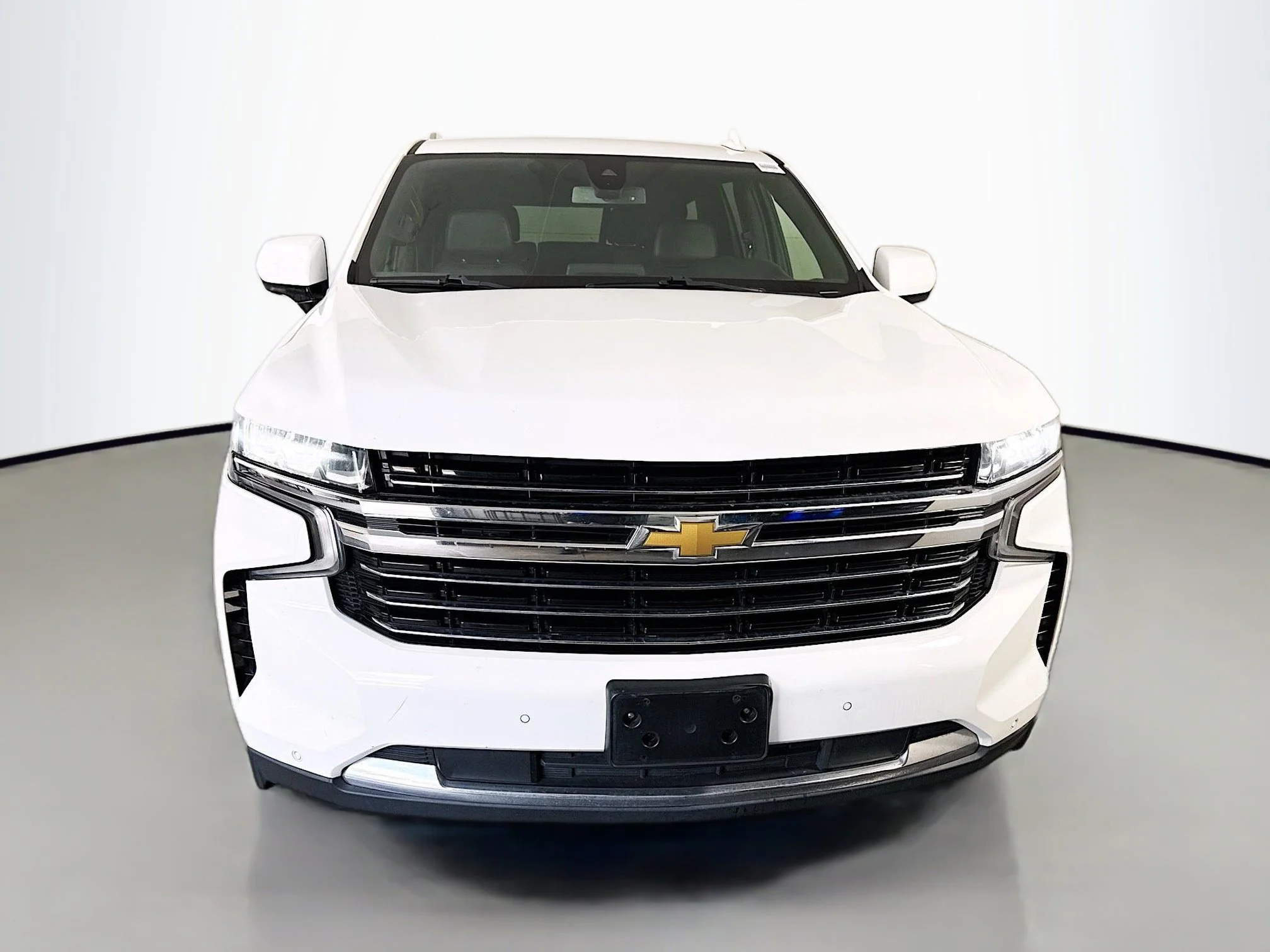 Used 2022 Summit White Chevrolet LT image 2