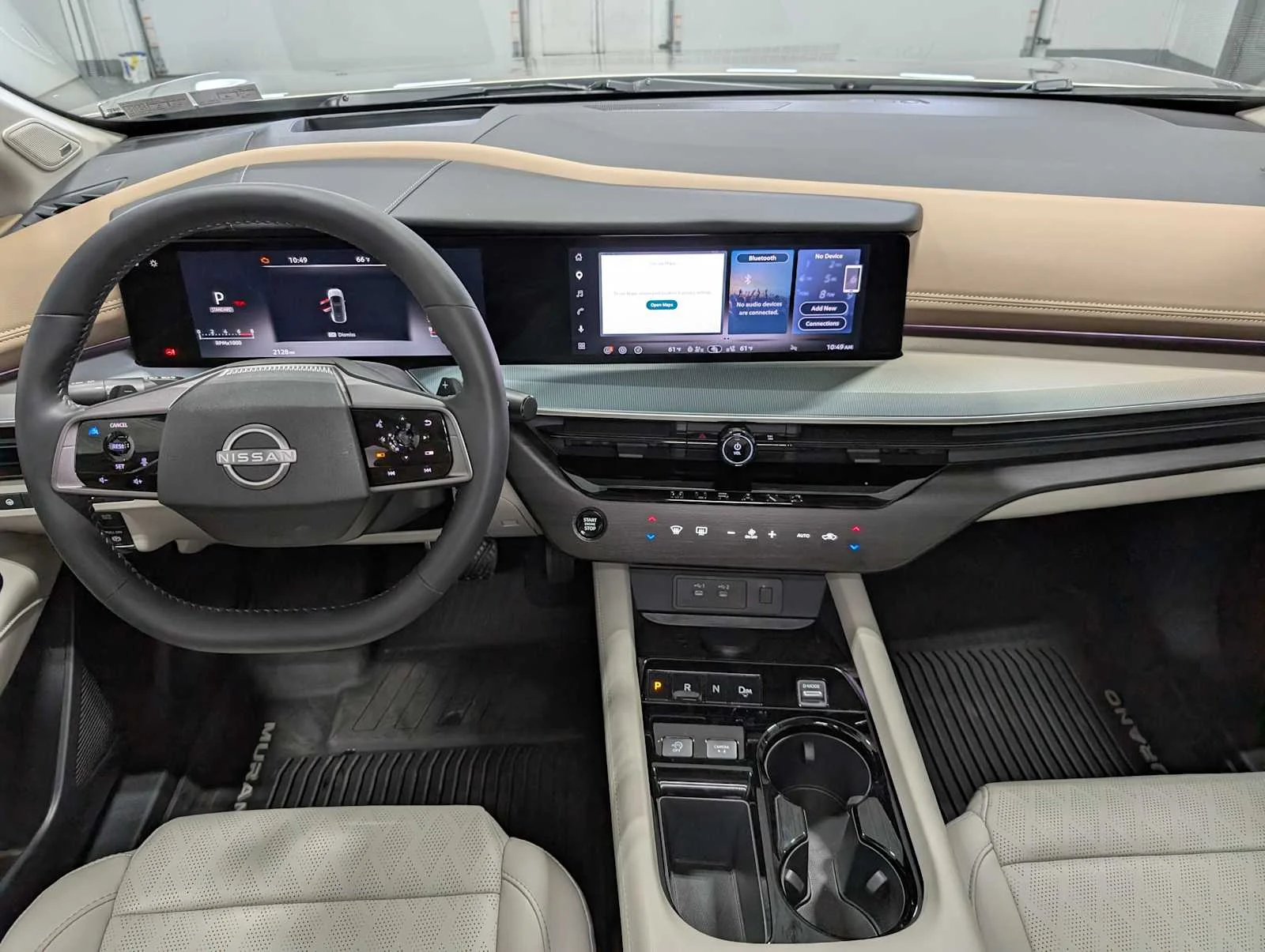 Used 2026 Champagne Silver Metallic Nissan Platinum image 18