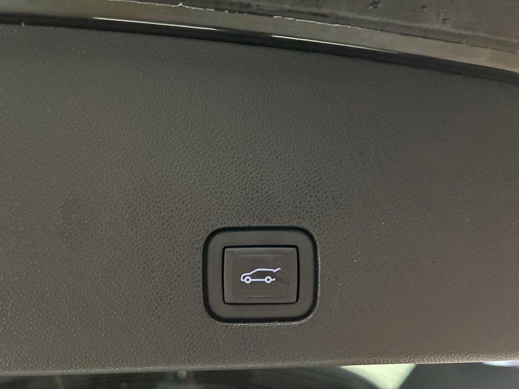 Used 2024 Black Metallic Cadillac Luxury image 9