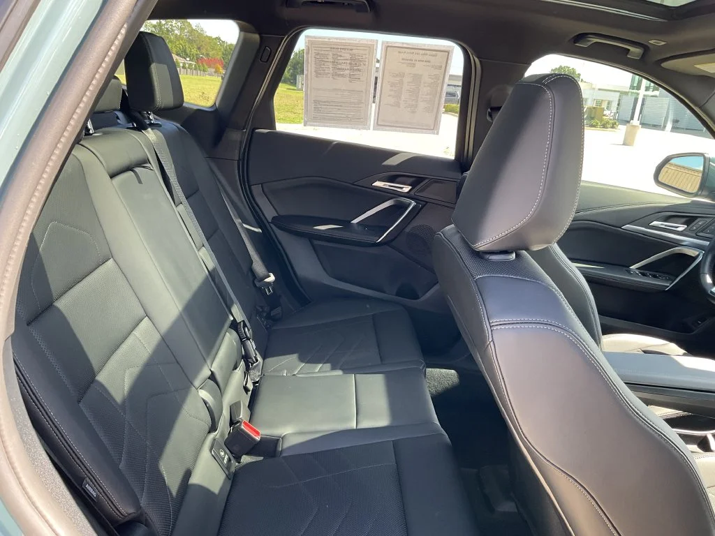 Used 2025 Green BMW xDrive28i image 16