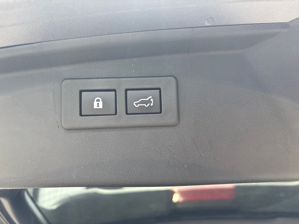 Used 2023 Gray Subaru Touring XT image 31
