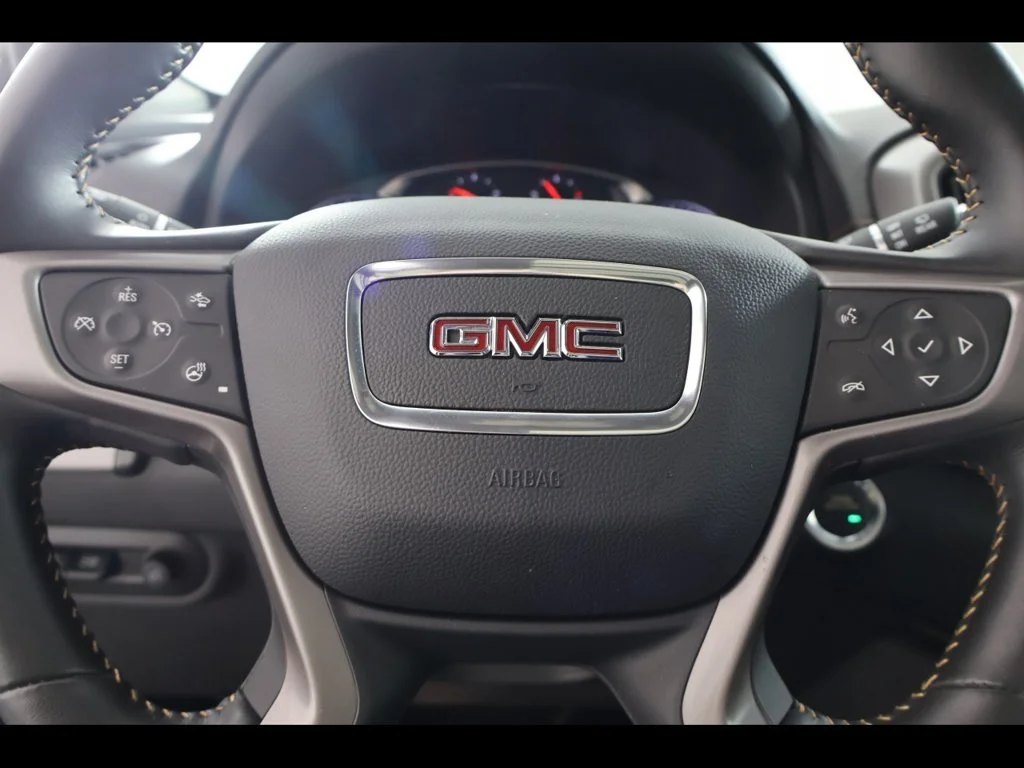 Used 2022 Black GMC AT4 image 21