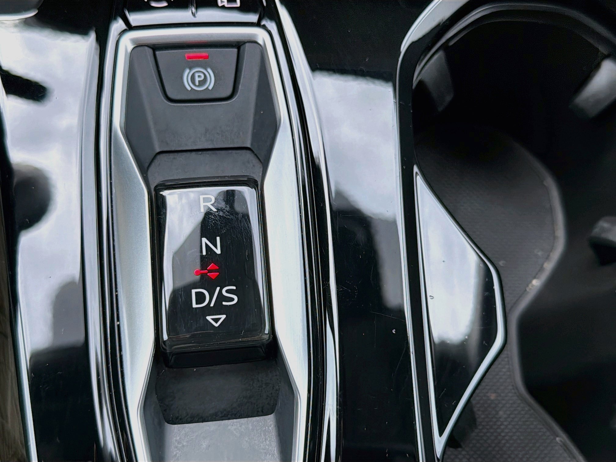 Used 2025 Blue Metallic Audi Premium image 29