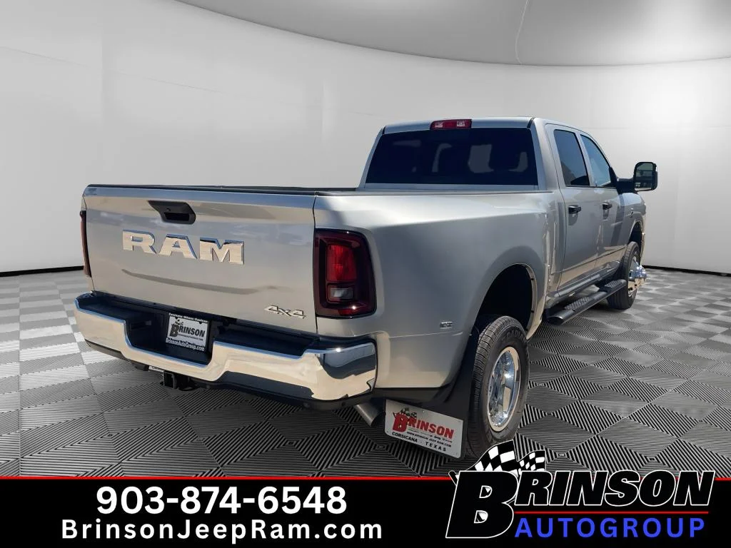 New 2026 Silver Zynith Ram Tradesman image 5