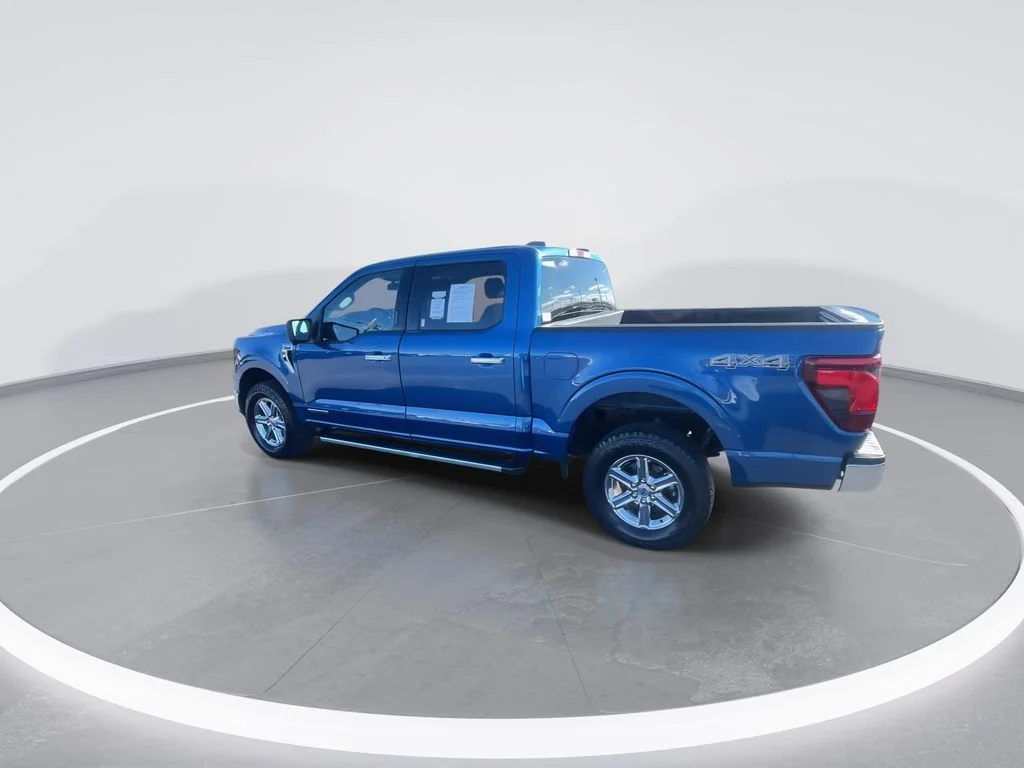 Used 2024 Blue Ford XLT image 6