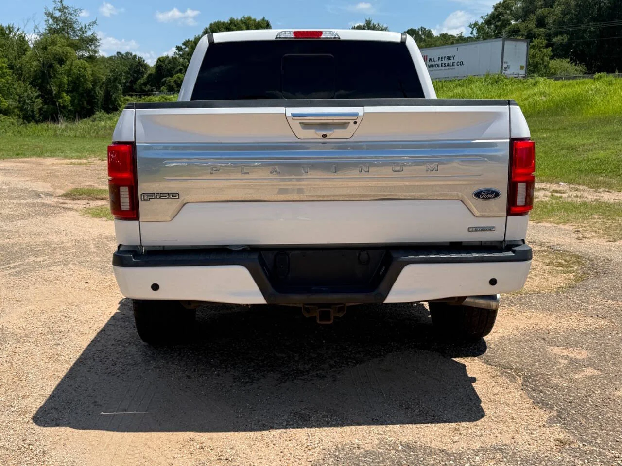 Used 2018 White Ford Platinum 4x4 4dr SuperCrew 5.5 ft. SB image 4