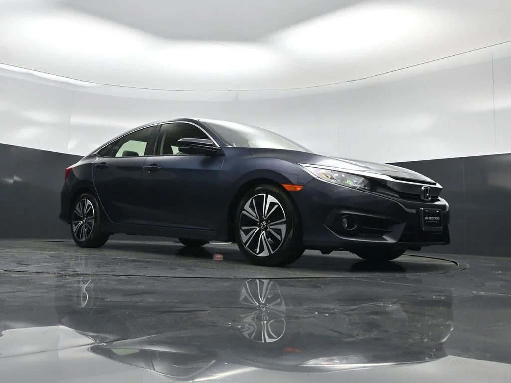 Used 2018 Blue Honda EX-T image 41