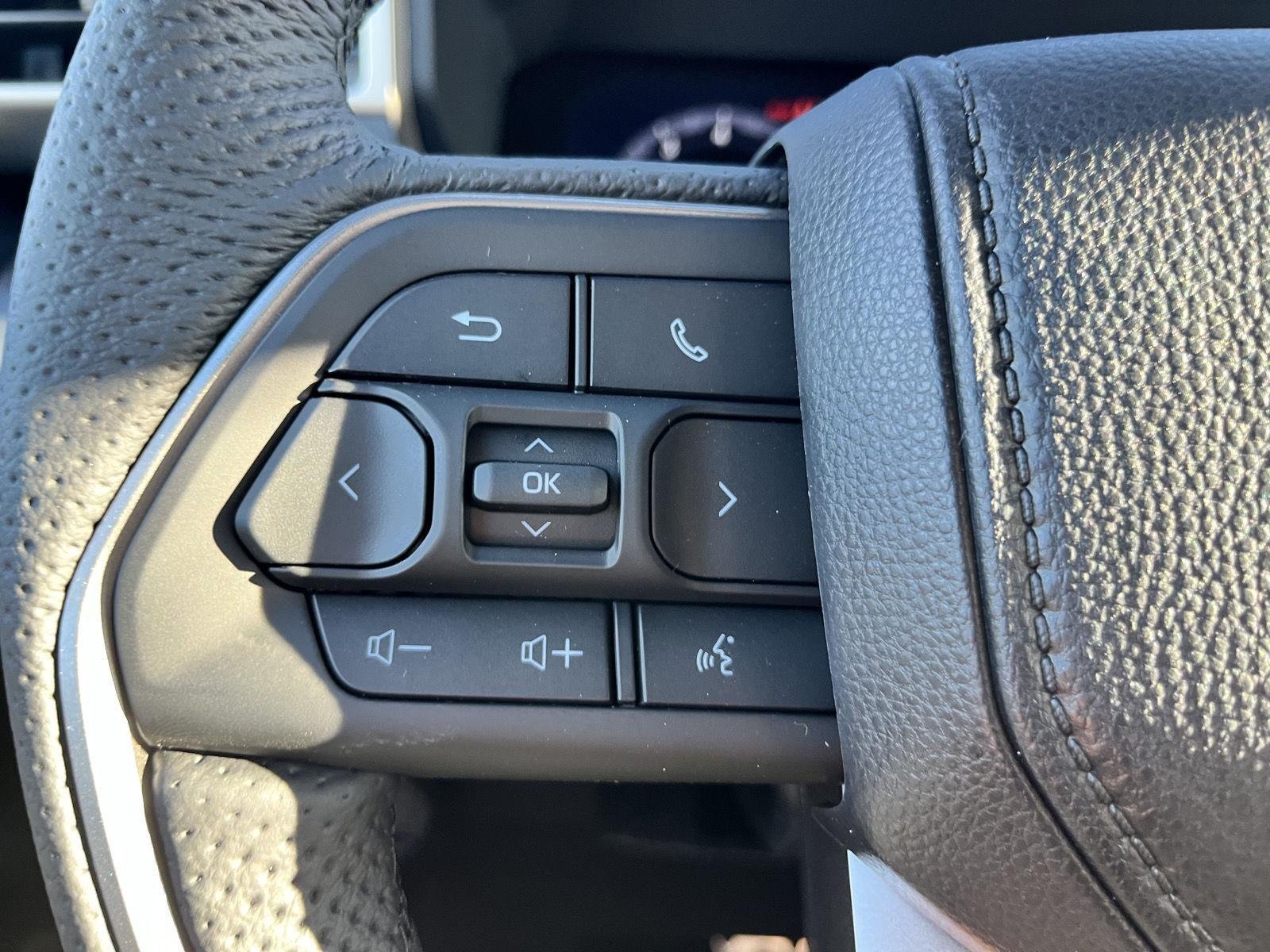 2025 Toyota Tacoma TRD Sport - Photo 26