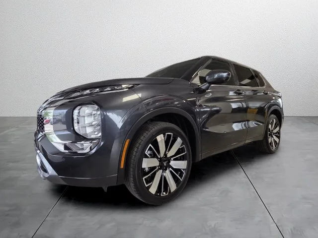 New 2026 Gray Mitsubishi SEL 1.5T 2WD image 2