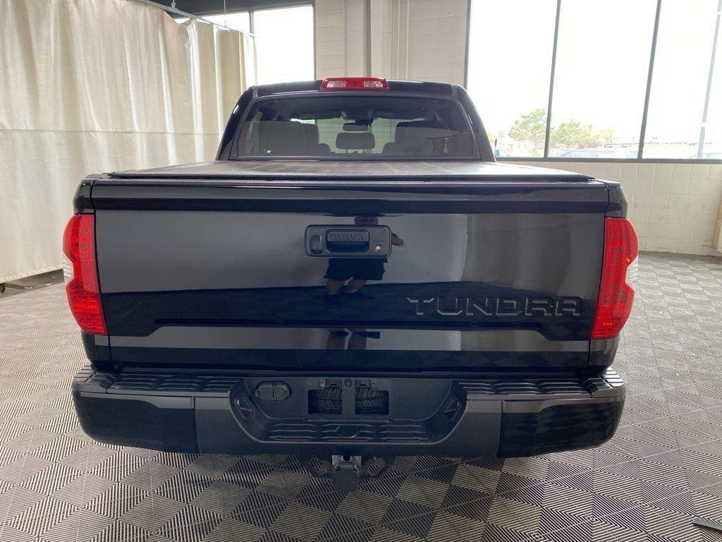 Used 2019 Midnight Black Metallic Toyota SR5 image 11