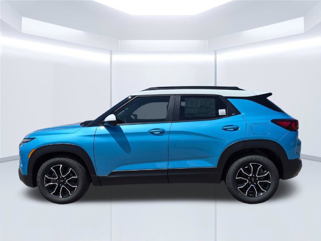 New 2026 Marina Blue Metallic Chevrolet ACTIV image 2