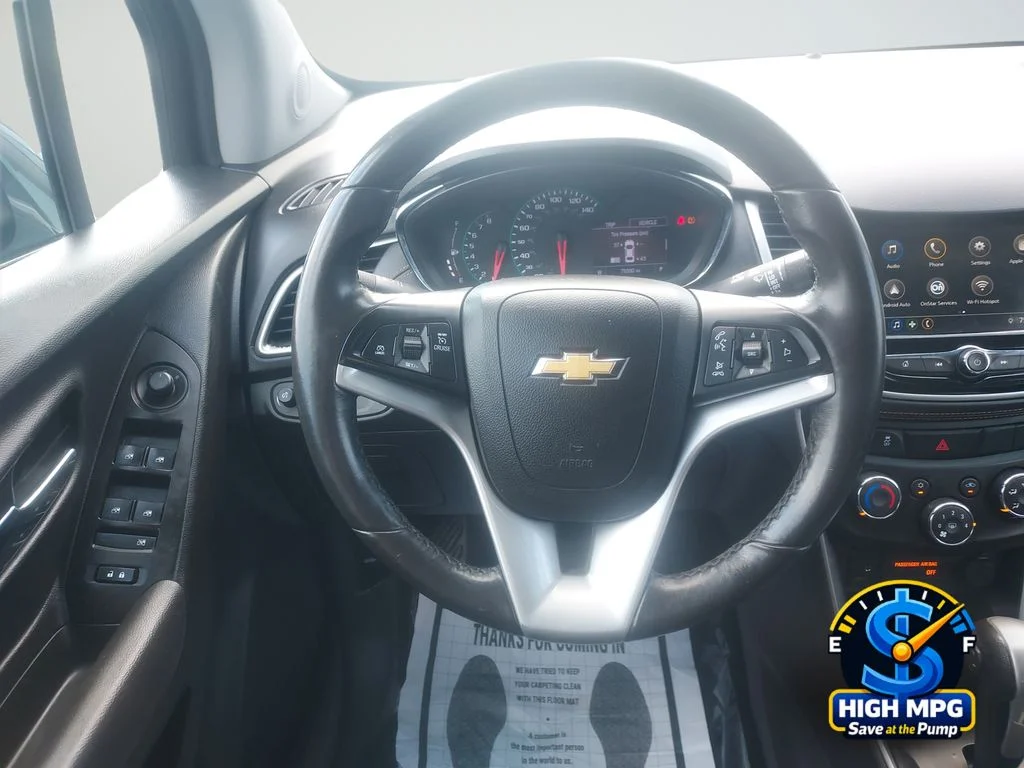 Used 2018 Gray Chevrolet LT image 21