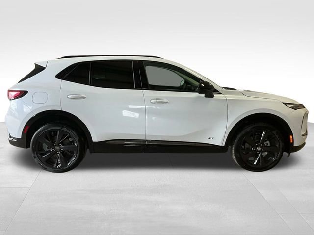 2025 Buick Envision Sport Touring photo 4
