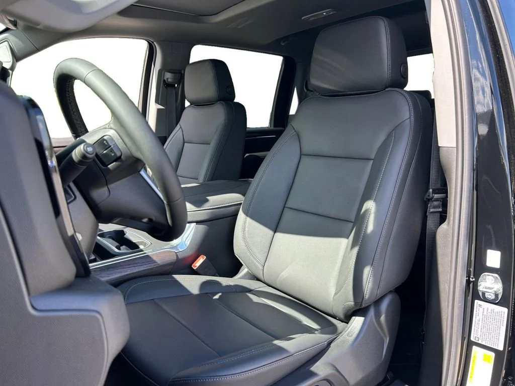 New 2026 Onyx Black GMC SLT image 27