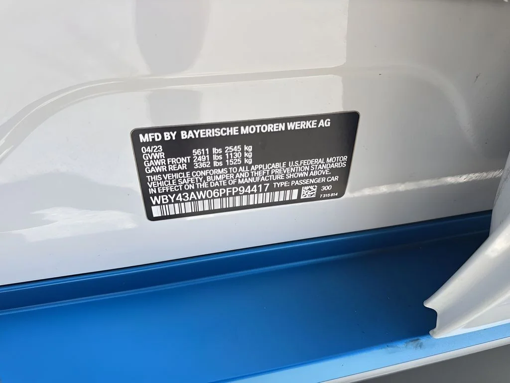 Used 2023 White BMW eDrive35 image 38