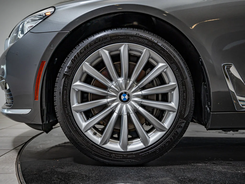Used 2016 Gray Metallic BMW 740i image 10