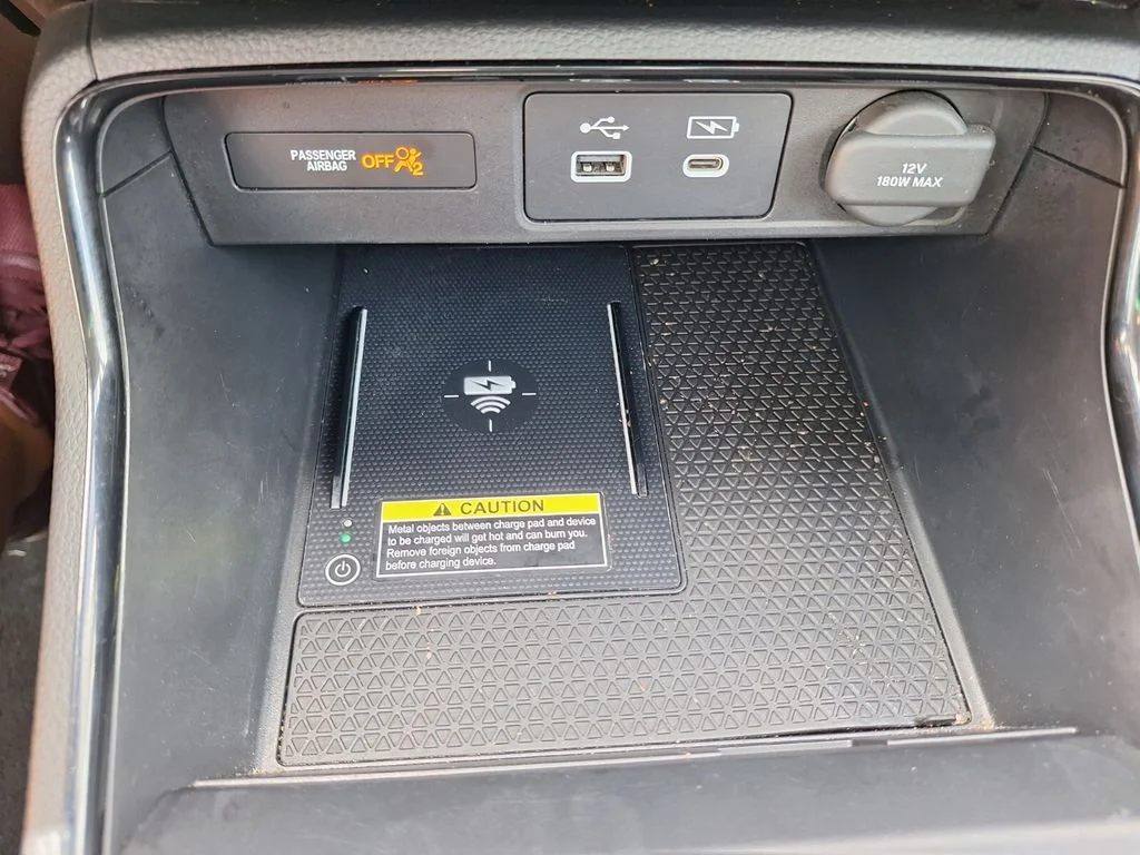 Used 2025 Black Honda EX-L image 17