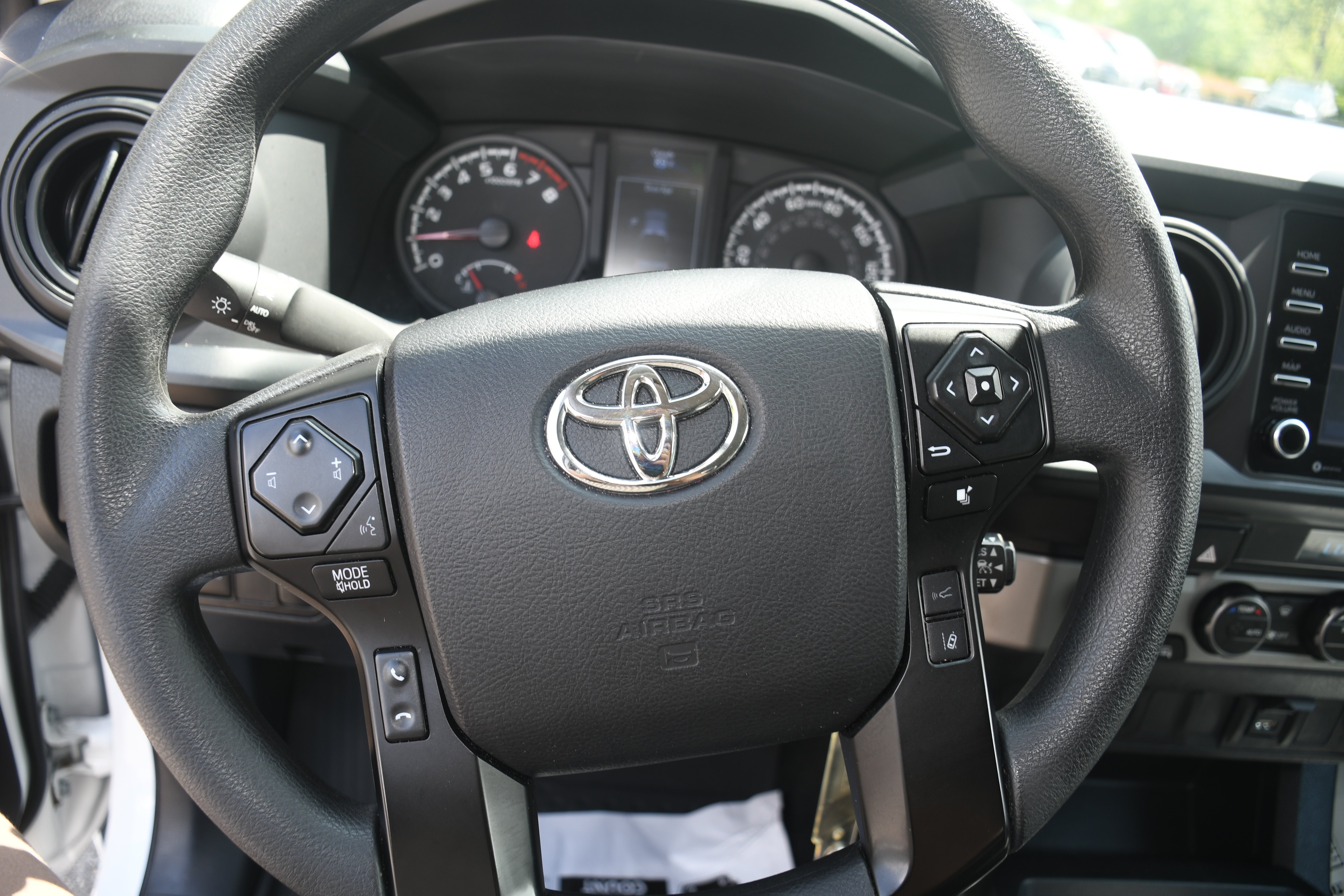 Used 2023 White Toyota SR image 11