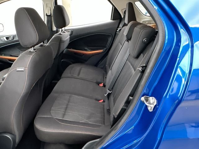 Used 2021 Blue Ford SE image 11