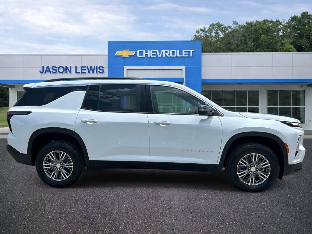 New 2026 Polar White Tricoat Chevrolet LT image 3