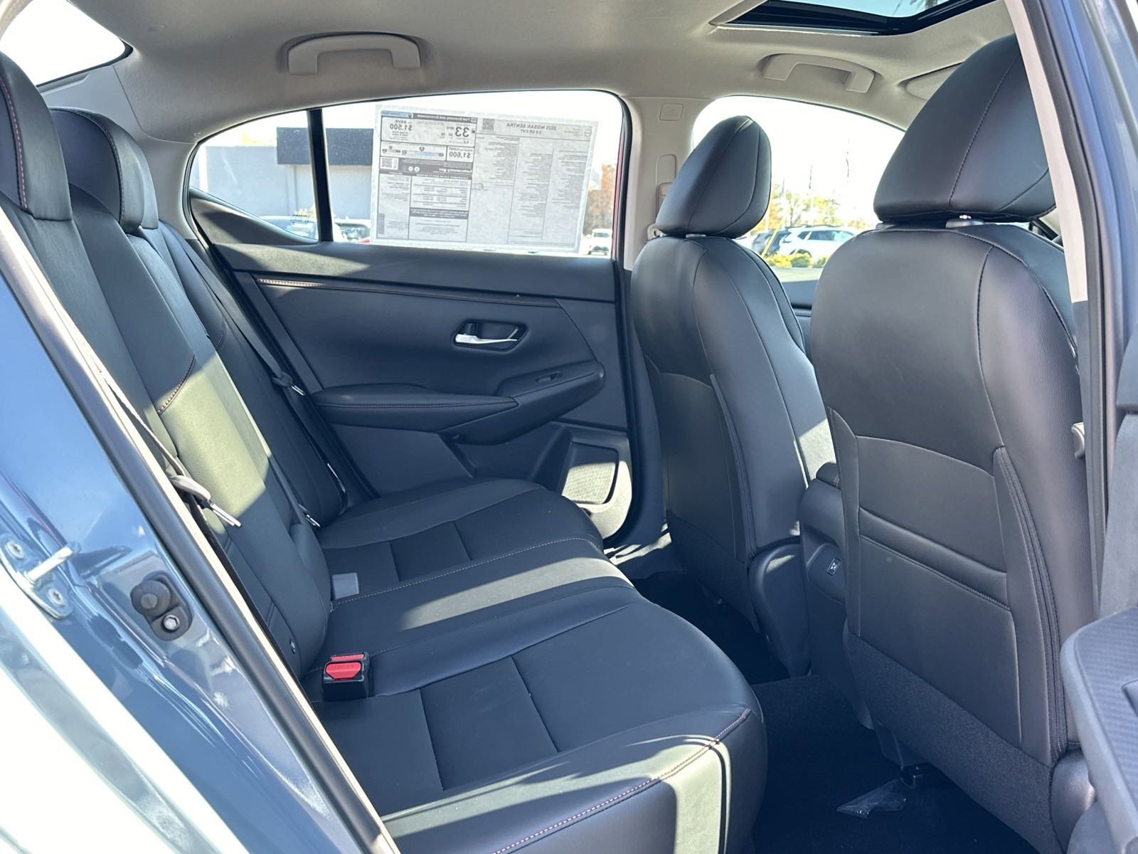 2025 Nissan Sentra SR - Photo 15