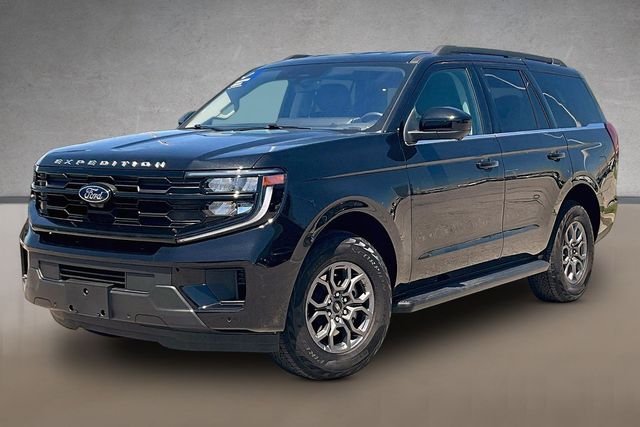 2025 Ford Expedition Active's photo