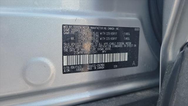 Certified Used 2023 SILVER SKY METALLIC Toyota  image 25