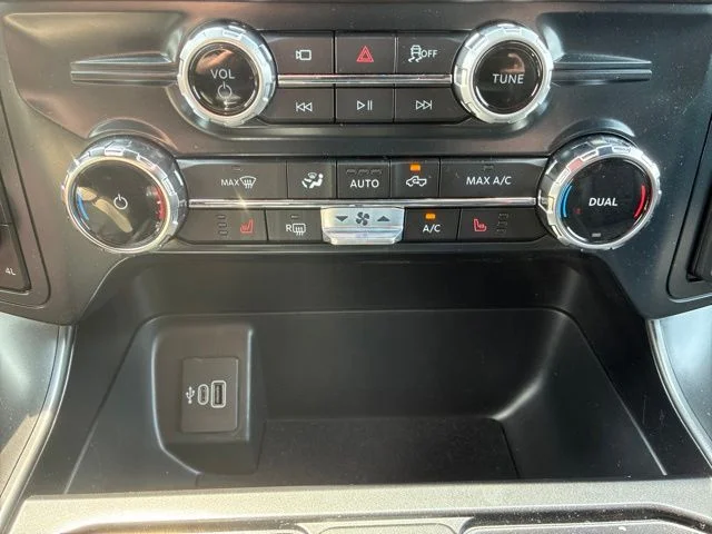 New 2026 Oxford White Ford Tremor® image 46