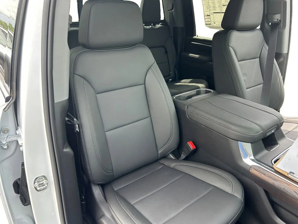 New 2026 Summit White GMC SLT image 28