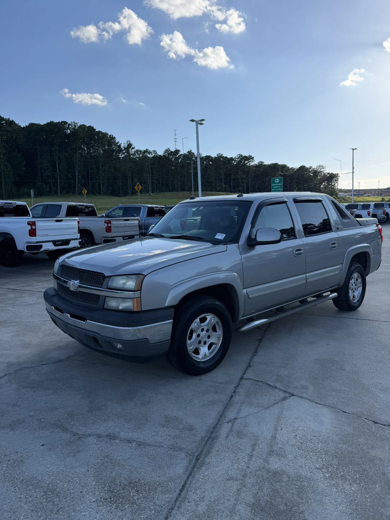 Used 2005 Silver Birch Metallic Chevrolet Z66 image 1