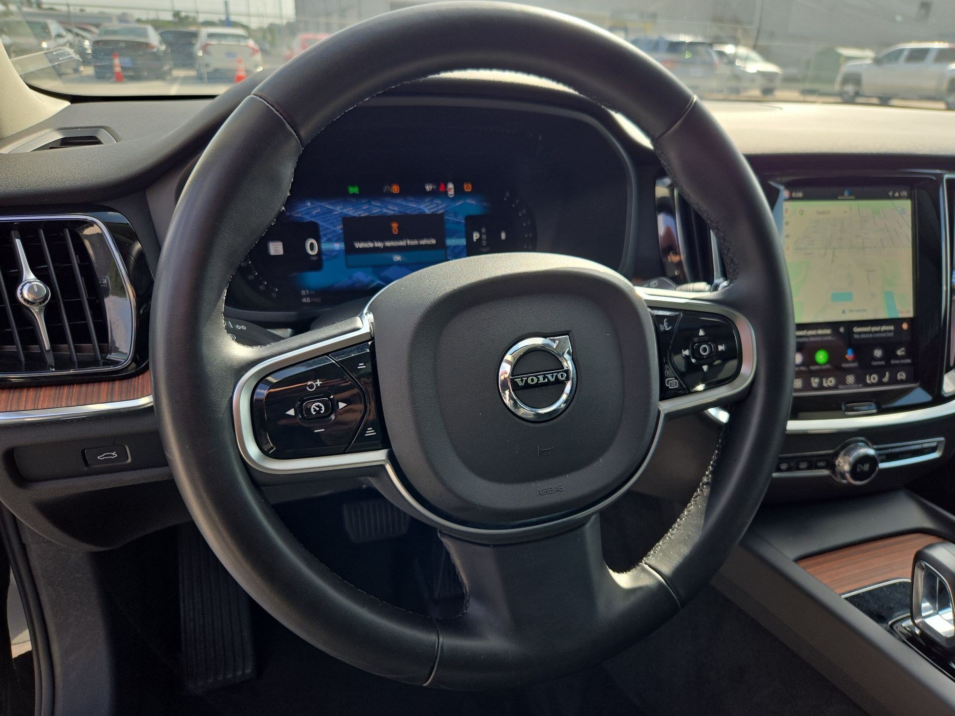 2025 Volvo V60 Cross Country 12