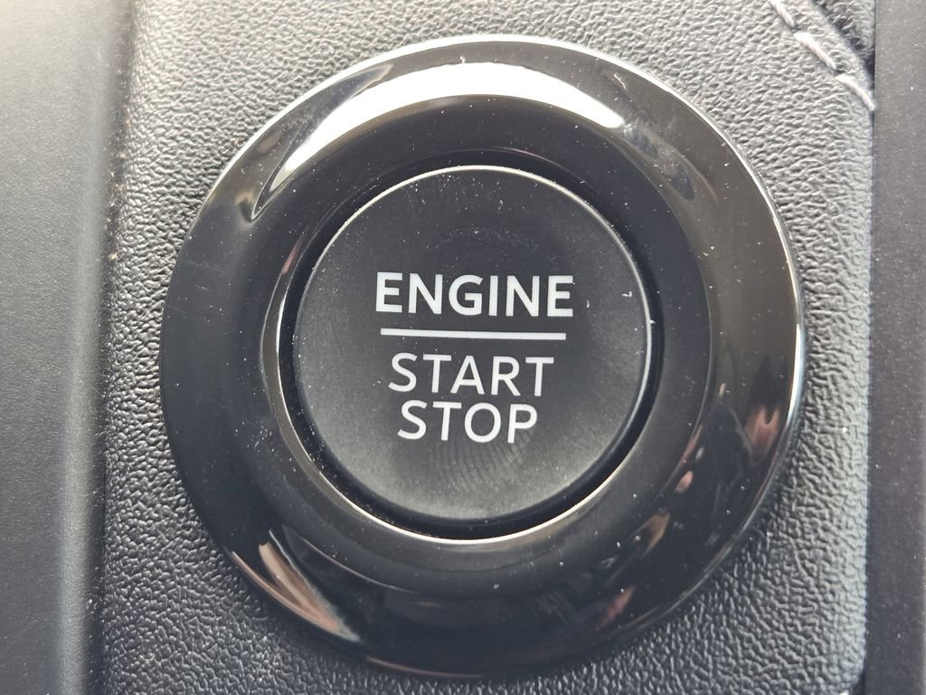 Used 2025 Black Ford Platinum image 15