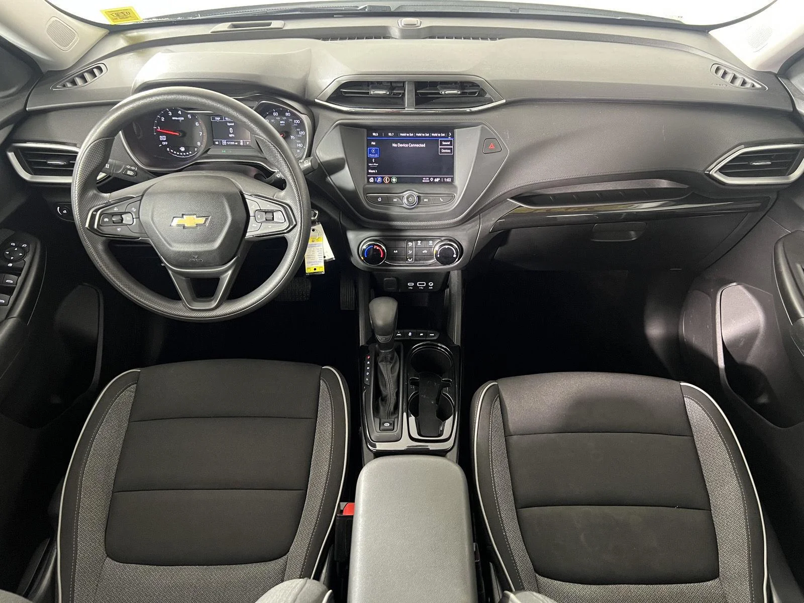 Used 2021 Summit White Chevrolet LS image 3