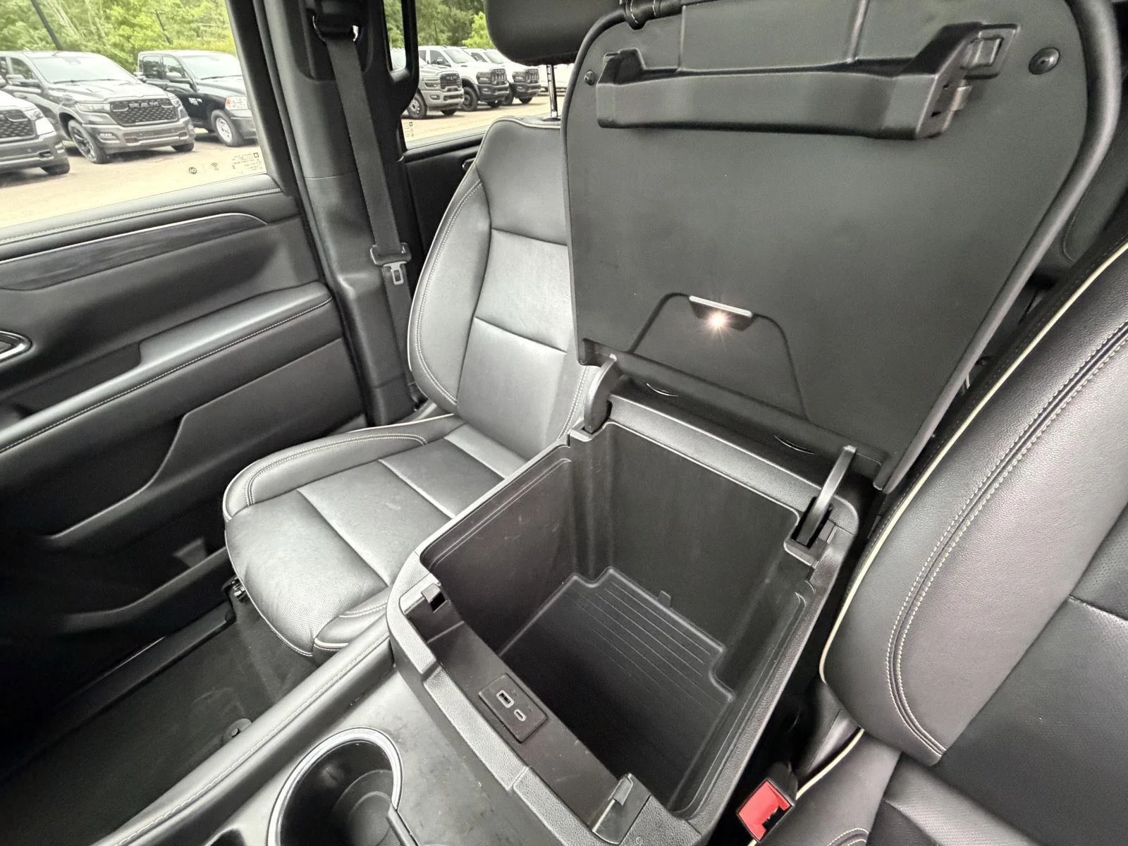 Used 2022 Onyx Black GMC SLT image 14