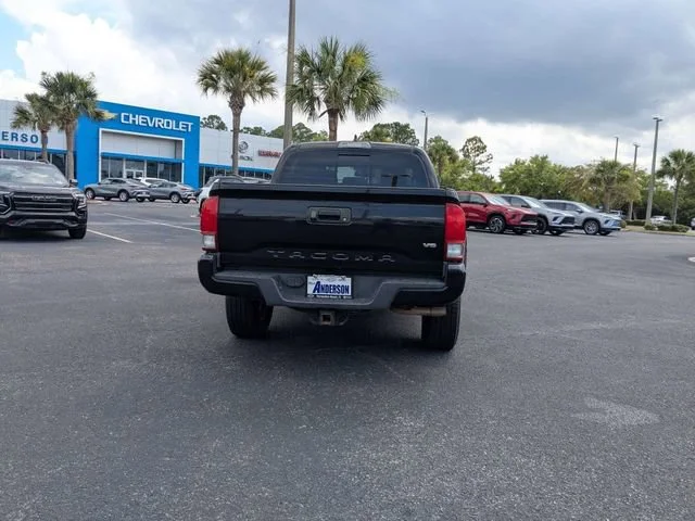 Used 2017 Black Toyota SR5 image 4