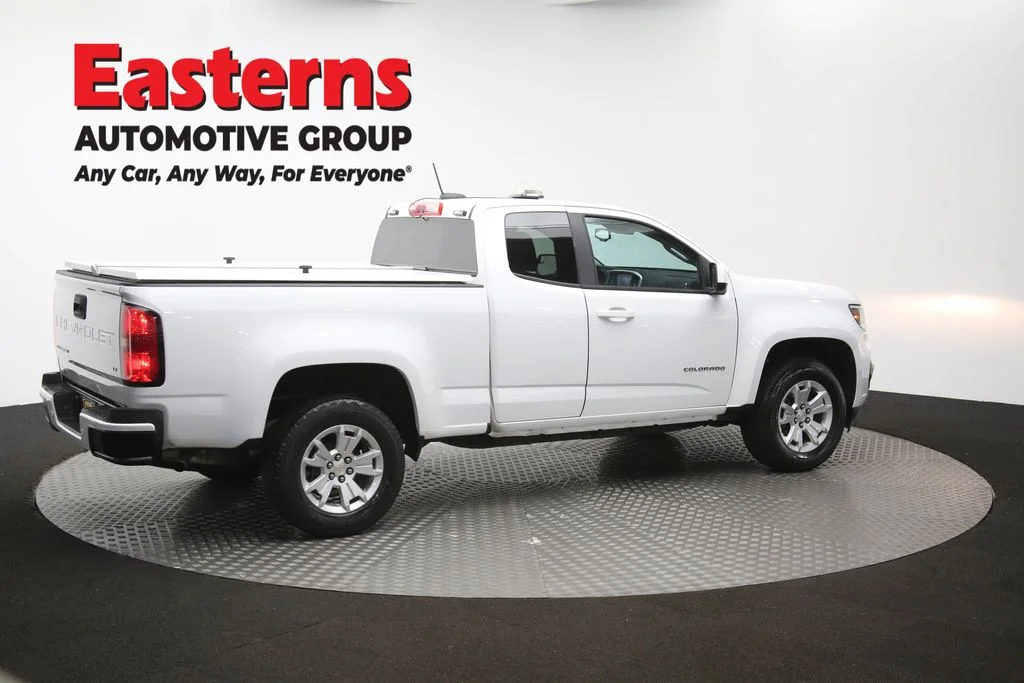 Used 2022 White Chevrolet LT image 39