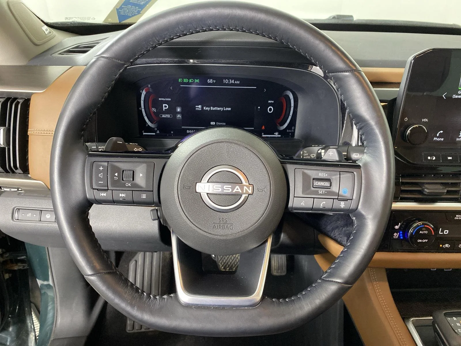 Used 2023 Obsidian Green Pearl Nissan Platinum image 15