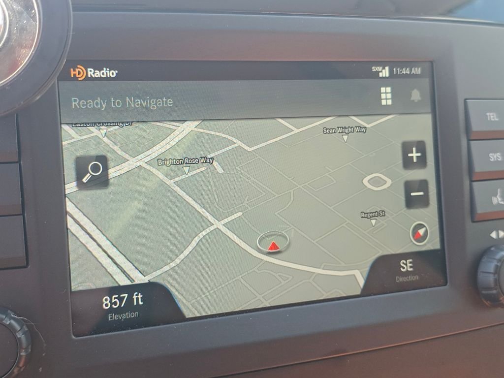 Used 2023  Mercedes-Benz Passenger image 3