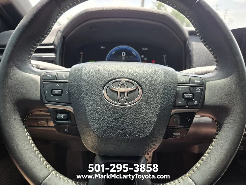 Used 2025 GRAY TOYOTA SE image 18