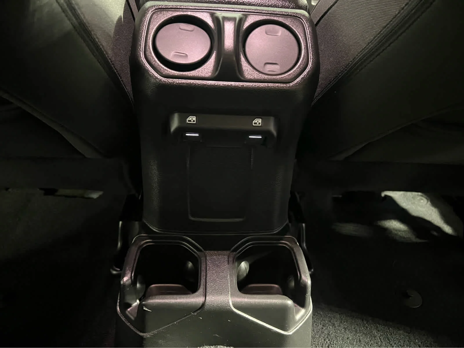 Used 2019 Granite Crystal Metallic Clearcoat Jeep Sport S image 11