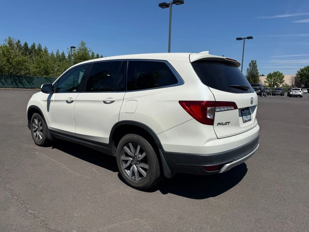 Used 2019 White Diamond Pearl Honda EX-L image 5
