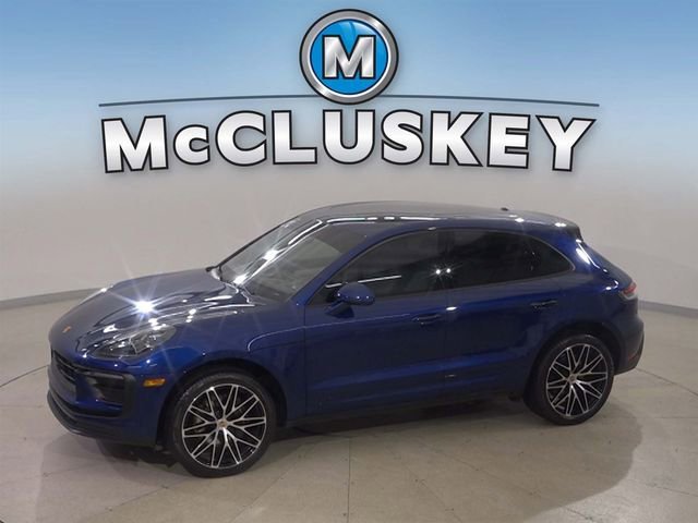 2023 Porsche Macan Base