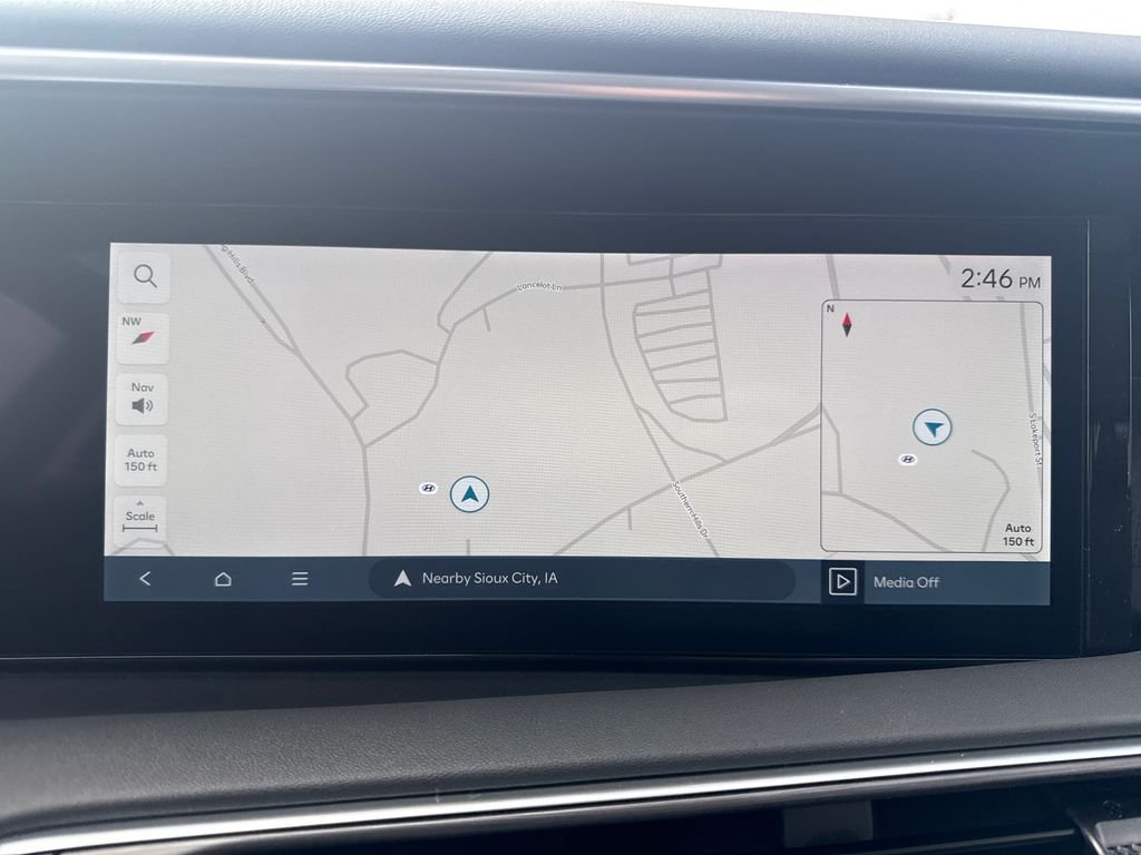 New 2026 White Hyundai SEL Premium image 19