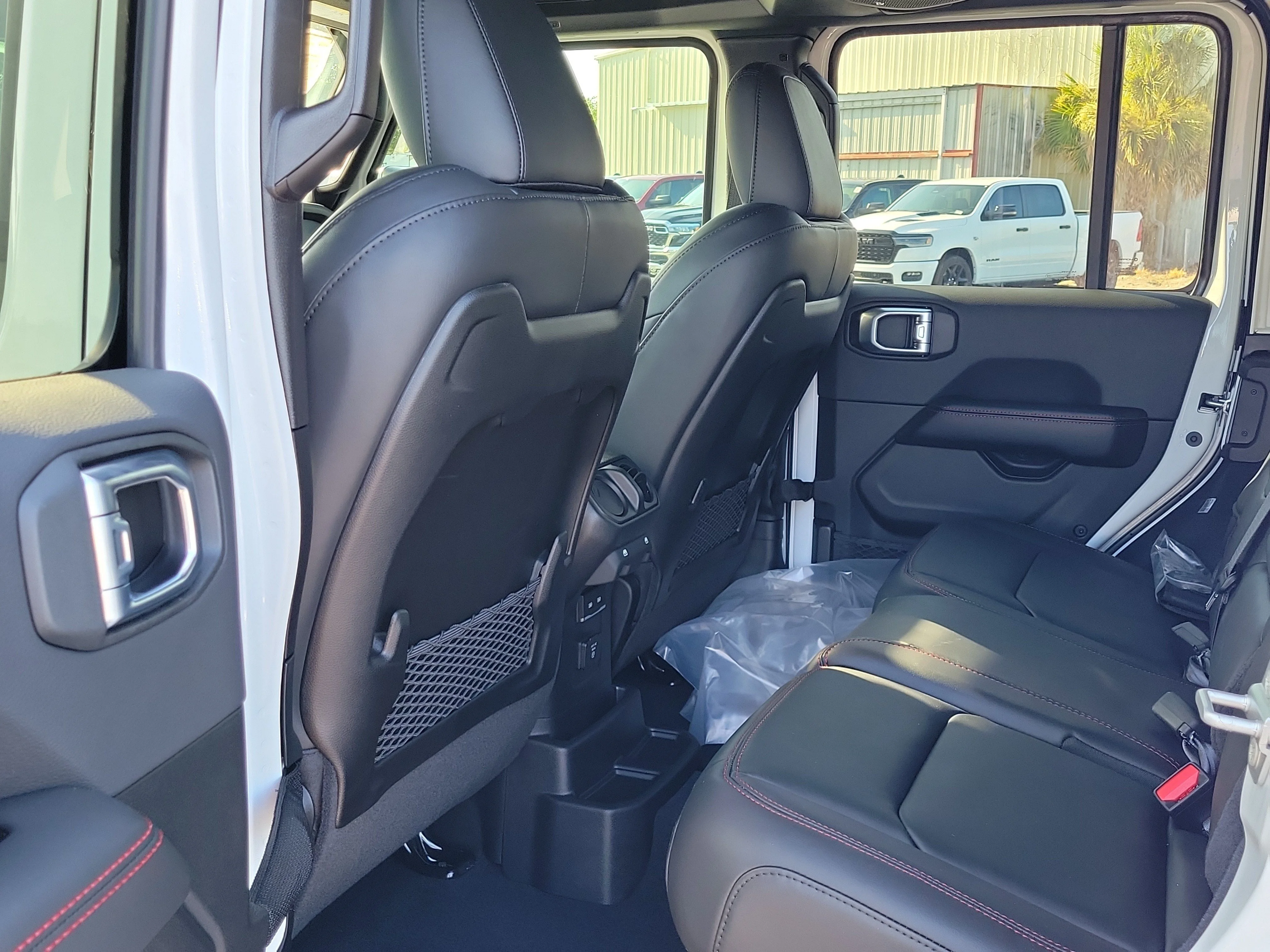 New 2026 Bright White Clearcoat Jeep Rubicon X image 11