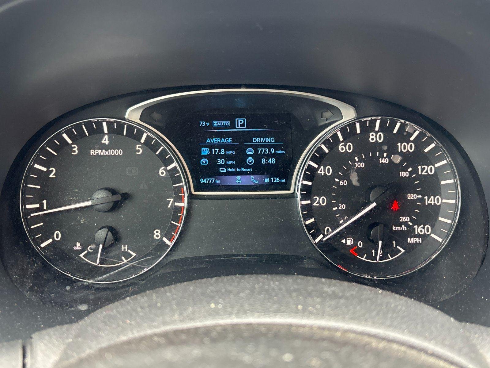 Used 2020  NISSAN SL image 20