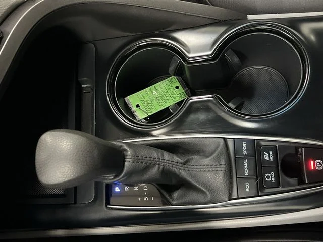 2020 Toyota Camry LE - Photo 16