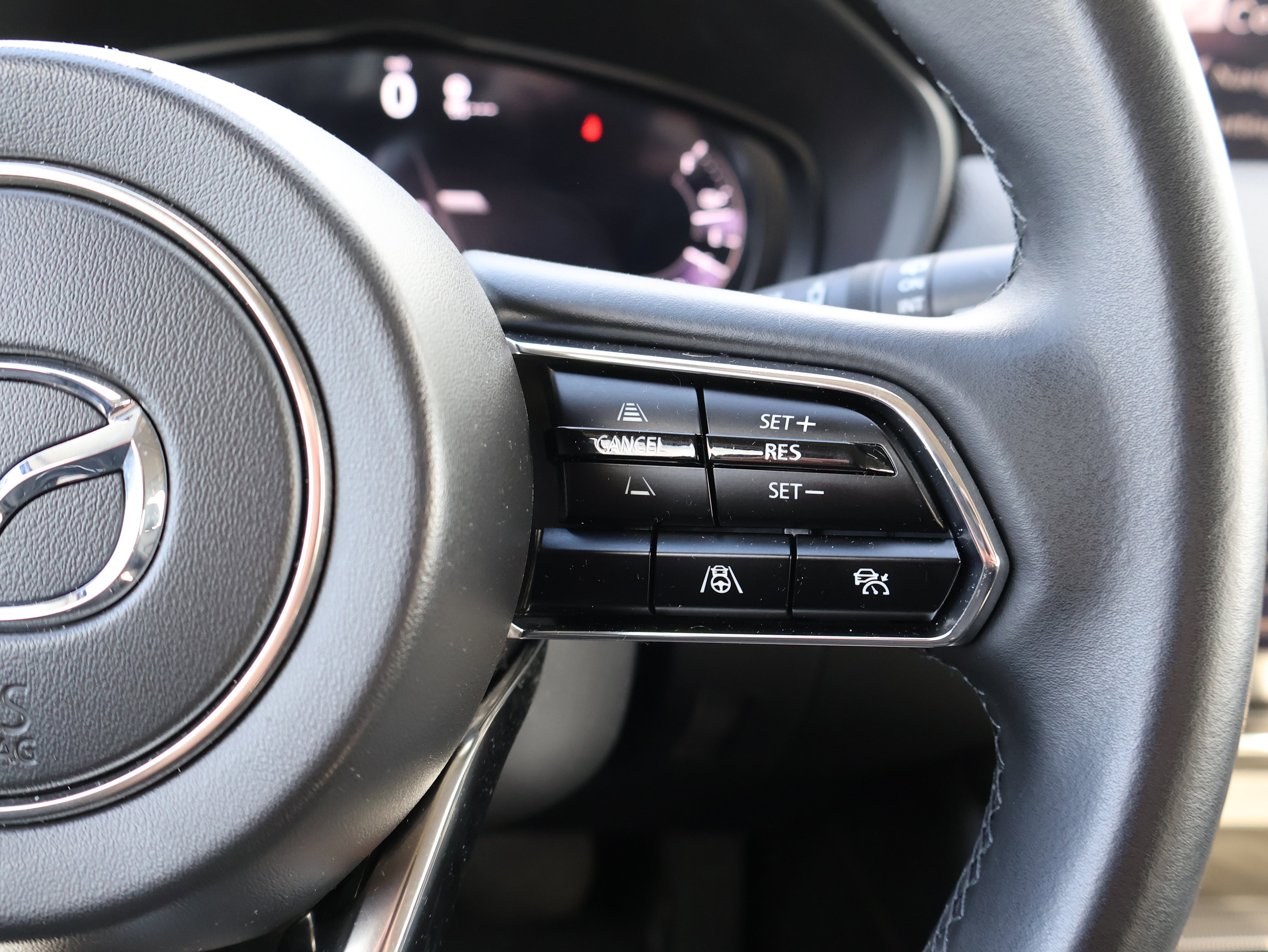 2025 Mazda CX-70 Premium Package - Photo 37