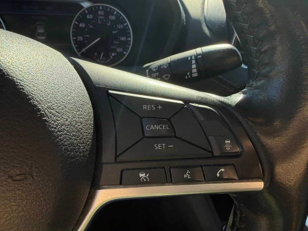 Used 2024 Gray Nissan SV image 12